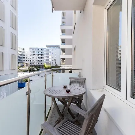 With Balcony Downtown By Renters 公寓 格丁尼亚