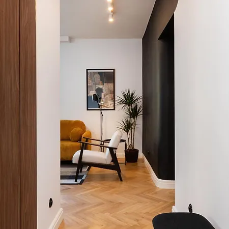 With Balcony Downtown By Renters Апартаменты
